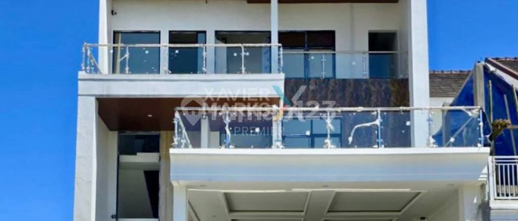 Villa House In Tirtasani Royal Village Housing Karangploso Malang 1