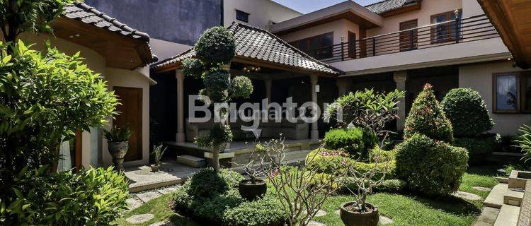 House With Large Yard In Gianyar 1