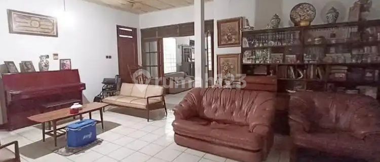 House for Sale, Serene Location in BDN Jatiwaringin, Pondok Gede 1