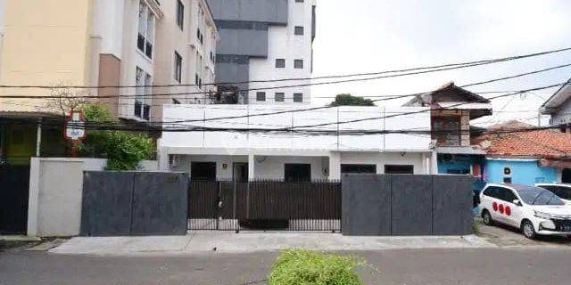 Dijual Cepat Rumah Kost 17 Kamar Daerah Mampang Prapatan Jakarta Selatan  1