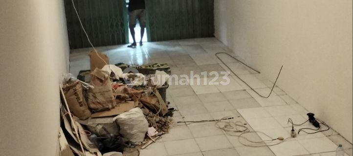 Newly renovated commercial ruko in East Depok 2, Abadijaya 1