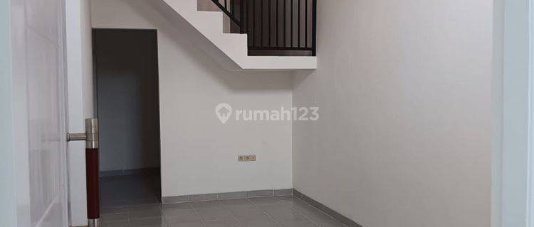 Rumah Hook Murah (owner Bu) Di Perumahan Keikera Jatiwarna 1