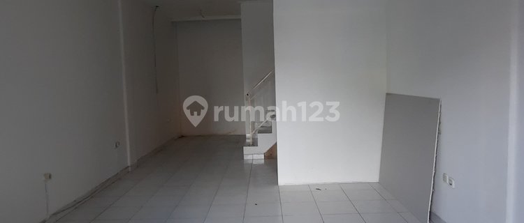 Strategic Commercial Shop-House on the Main Road in Duren Sawit 1