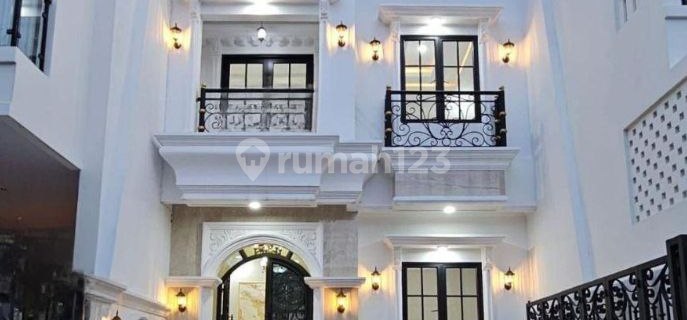 European Design House Near Matoa Golf Course Jagakarsa South Jakarta 1