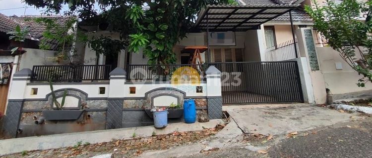 For Rent: House 5 Minutes from Undip Tembalang 1