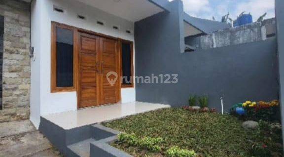 Rumah Siap Huni, Kondisi Baru, Full Furnished. Lokasi Leyangan 1