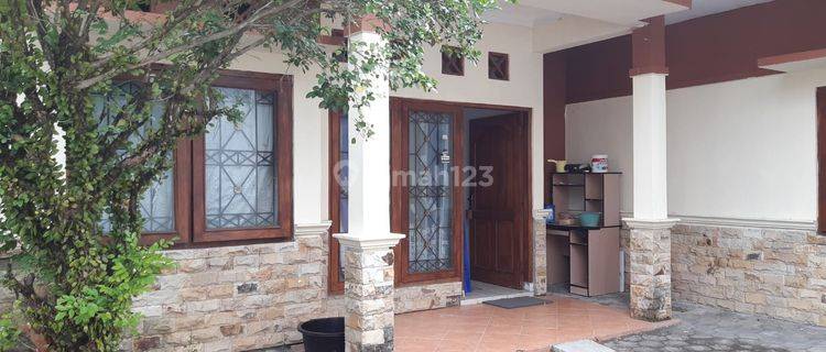 Rumah Full Furnished Bulanan Di Jalan Kaliurang Km 7 Dekat Ugm 1