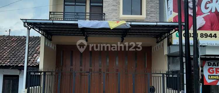 New 2.5-Story Strategic Shop House in Purwomartani, Sleman, Yogyakarta 1