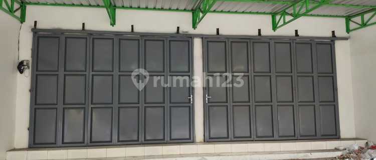 Strategic Spacious Ruko for Rent in Purwomartani Sleman Yogyakarta 1