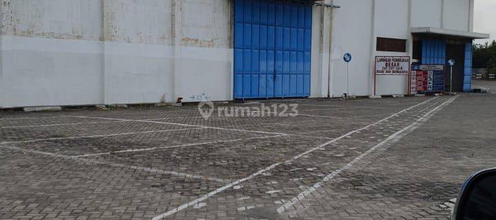 Disewakan Gudang Terawat di Sukomanunggal  1