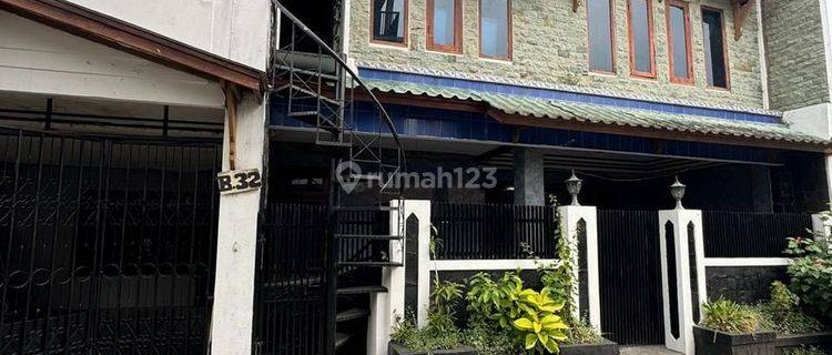 Jual Rumah 2 lantai harga Murmer siap huni 1