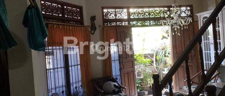 Rumah siap huni 2 lantai full furnished dengan suasana tenang dan nyaman di Dalung Bali 1