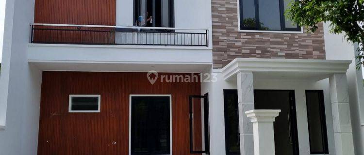 Rumah Citraland Surabaya 2 Lantai Baru Gress 2 Masterbedroom 1