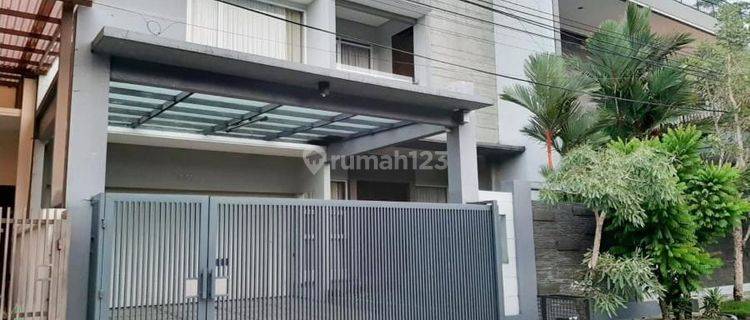 Rumah Mewah di Taman Kopo Indah 3 Dekat Ke Pintu Tol Seroja 1