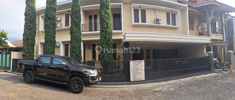 Rumah Mewah di Komplek Perumahan Elite Garut 1