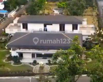 Rumah Antik Lega Dan Sehat Full Furnish di Turangga Bandung 1