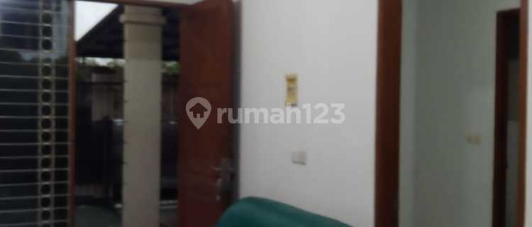 For Rent 1.5-Story House in Setraduta Bandung 1