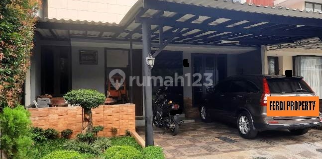 Rumah Bagus Unfurnished, SHM di Perumahan Citra Grand Cibubur 1