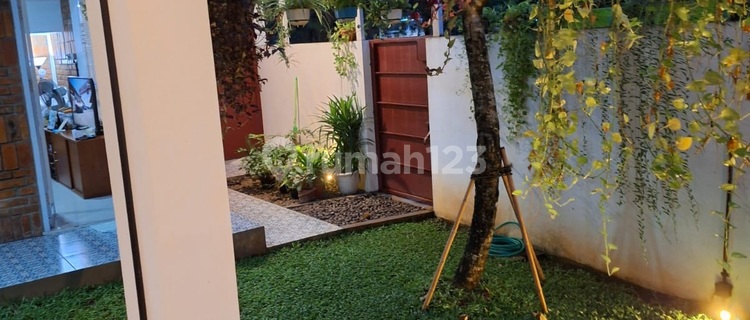 Rumah Hoek Bagus SHM Citra Grabn Cibubur 1