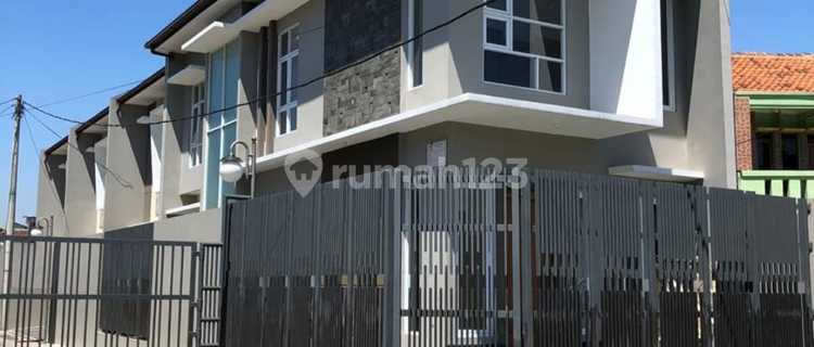 For Sale Mekar Molek House 1