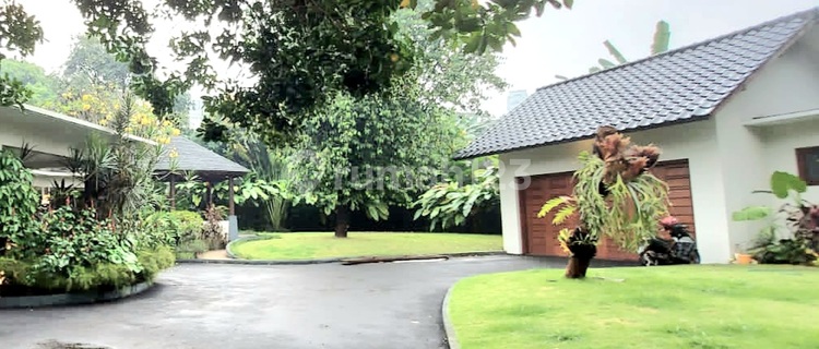 Rumah Cantik, Bali Style, Strategis Dekat St MRT, Cipete 1