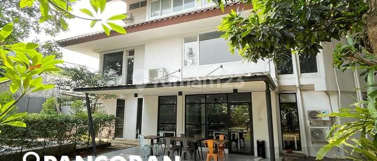 Beautiful House, Commercial Zone in Pancoran Area 1