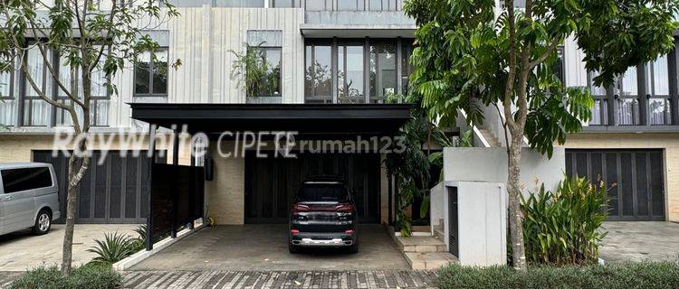 Rumah Bagus Dan Siap Huni Di Navapark Bsd City 1