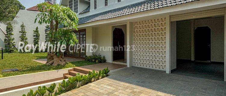 Rumah Bagus Siap Huni di Simprug Golf Jakarta Selatan 1