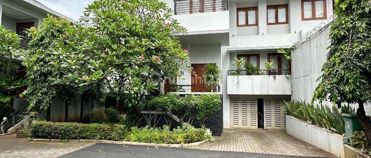 Rumah 3 Lantai Dijual Full Marmer Dalam Townhouse Di Lebak Bulus  1