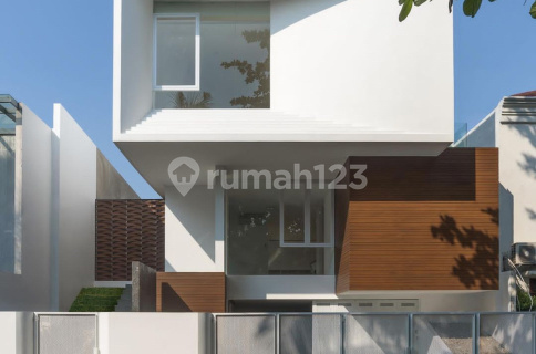 Rumah Brand New Di Pondok Indah Jakarta Selatan 1