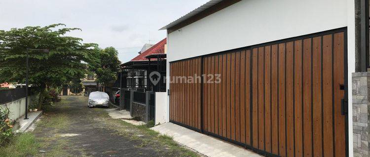 Dijual Garasi Gudang Rumah di Jalan Simpang Teluk Grajakan 1