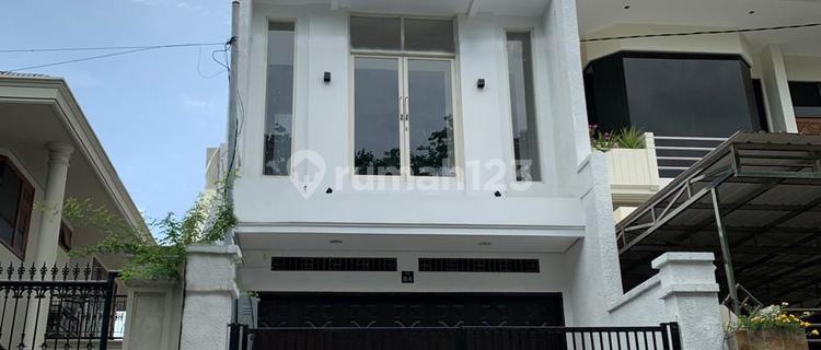 3.5-Storey Satellite Tanjungsari Sukomanunggal Surabaya Shop House 1