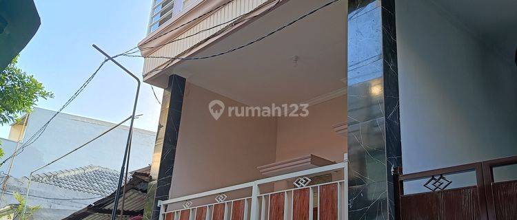 Rumah 2 Lantai Siap Huni Di Jojoran Gubeng Surabaya Timur 1