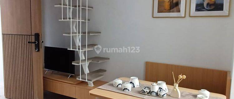 Rumah Minimalis Desain Modern di Hinata Living , Taman Rahayu 1