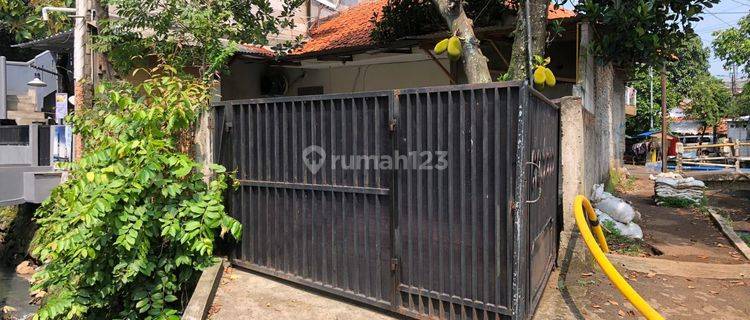 Rumah Area Halim Jakarta Pusat Hanya 1.2 M Kampung Makasar Halim  1