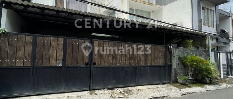 Dijual Rumah Siap Huni 3 Lantai Menteng Dalam Jakarta Selatan  1