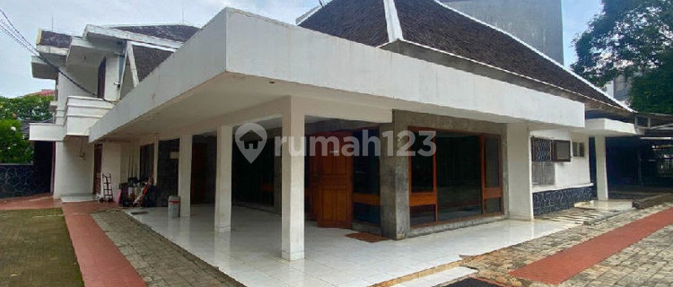 Lokasi Strategis untuk Kantor atau Ruang Usaha di Area Pakubuwono 1