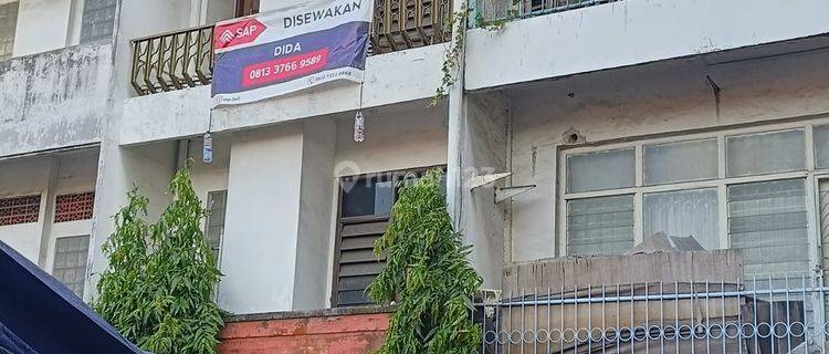 3 Floor Shophouse for Rent. Strategic Location Suitable for Selling 1