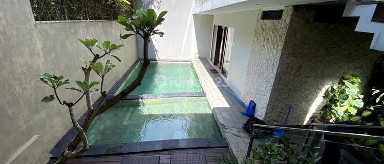 Beautiful River View Villa for Rent Near Nyanyi Beach. 1