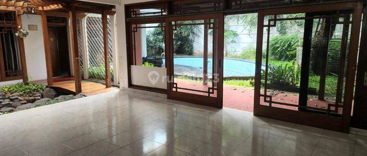 Dijual Rumah Jl Solo Menteng Jakarta Pusat 2 Lantai SHM 1