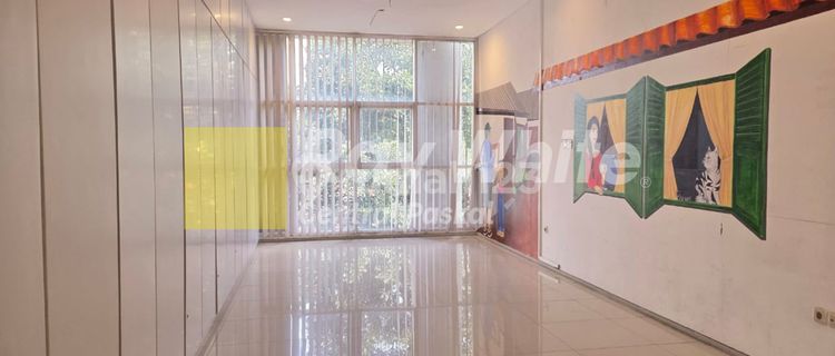 Strategic Shop House on Pajajaran Main Road, Bandung 1