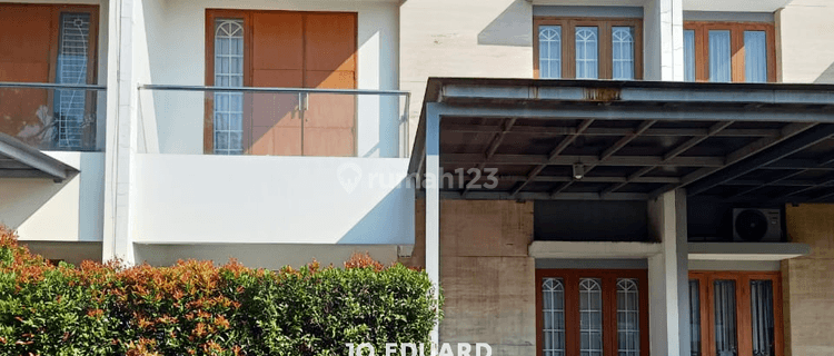 For Sale Rumah 2 Lantai Bagus Furnished di Cherry Field, Bandung 1