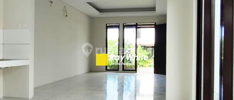 New and Comfortable House in Kota Baru Parahyangan Bandung 1