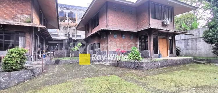 3 Land Calculation Houses on Mainroad Setiabudi Bandung 1