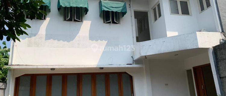 Lk002 Sewa Rumah Luas Kemang 4Br Swimming Pool  1