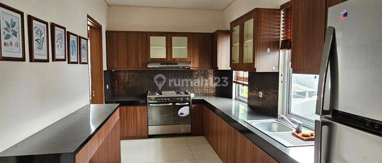 Lk0054 Rumah Senopati Bagus Semi Furnished Akses Sudirman 1