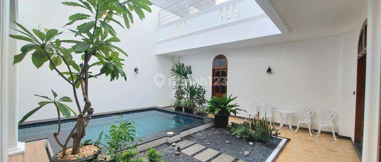 Disewakan Rumah di Menteng Jakarta Pusat Lokasi Strategis & Nyaman 1