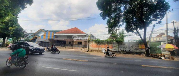 Rumah Makan Tanah Jejer di Jl. Tumenggung Suryo, Blimbing Malang 1