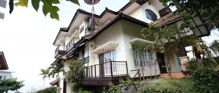 Villa Full Furnished di Panderman Hills Boulevard, Batu Malang 1