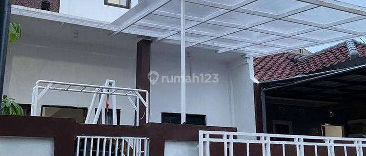 Rumah Full Furnished Cluster 3 Lantai di Jati Sari Jatiasih Bekasi 1